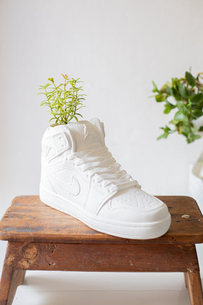 Vaso J1 Retro High White inspired