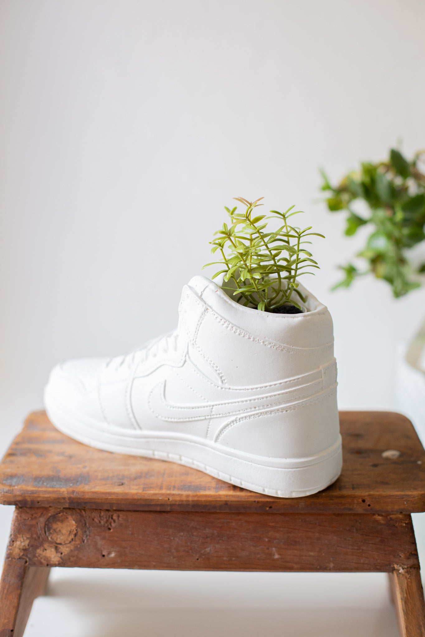 Vaso J1 Retro High White inspired