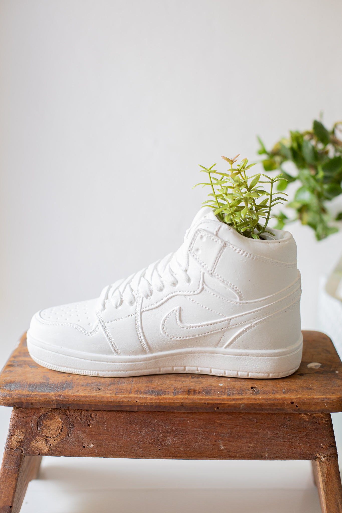 Vaso J1 Retro High White inspired