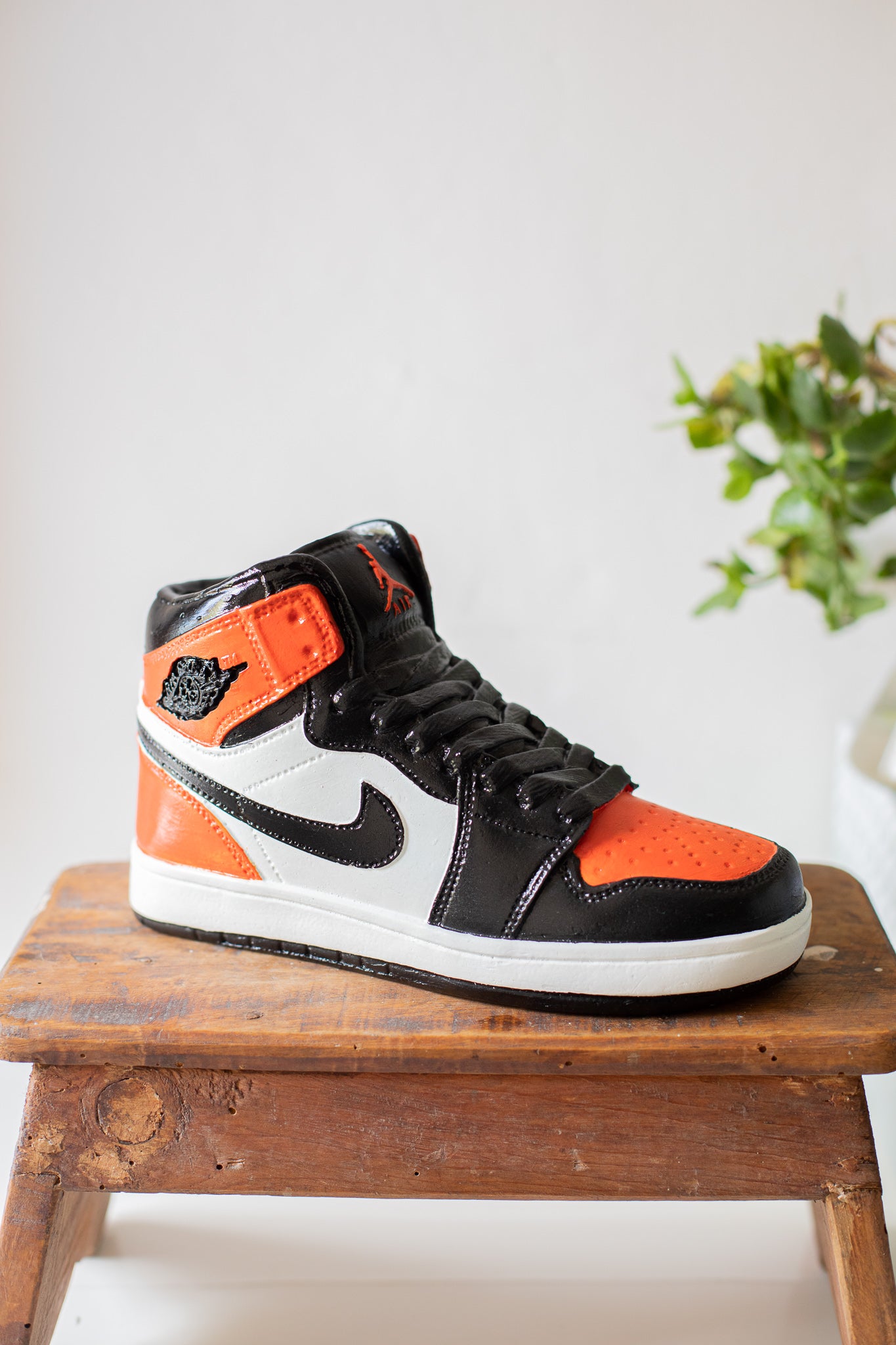 Vaso J1 Retro High Shattered Backboard Inspired