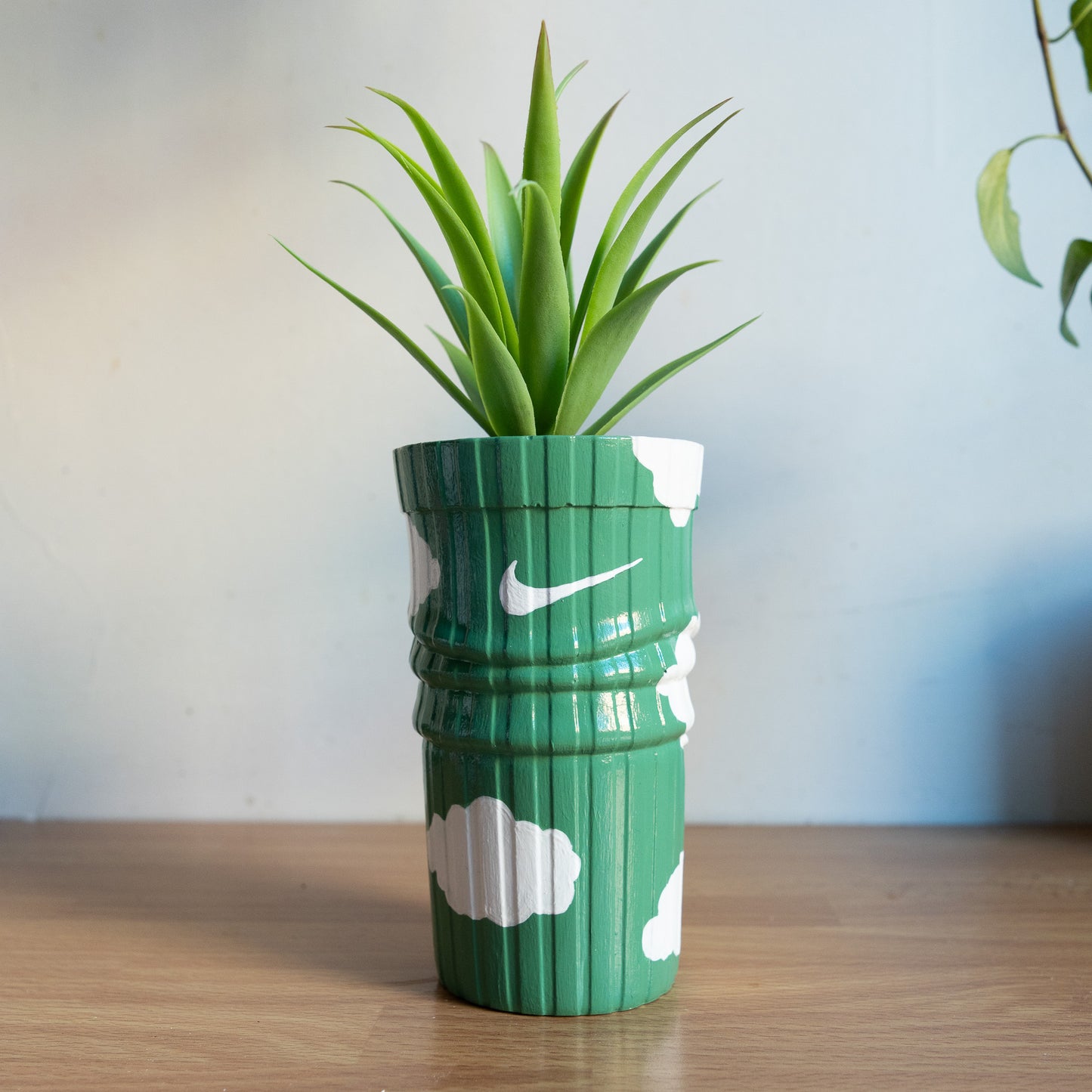 Vaso Nike Sock inspired Verde Salvia Clouds